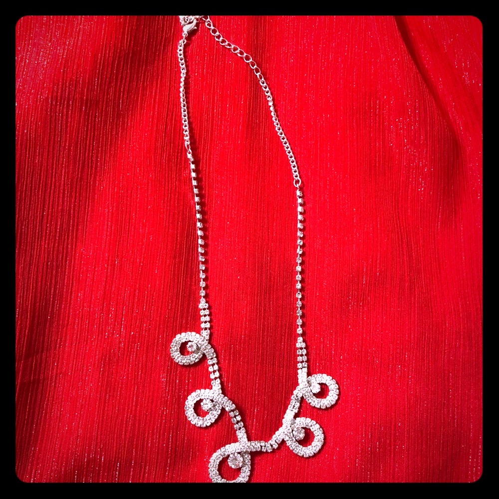 Sparkly silver plated with clear stones necklace